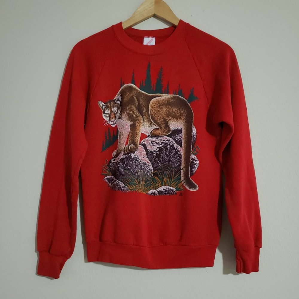 Vintage Red  Crewneck Women Sweatshirt M